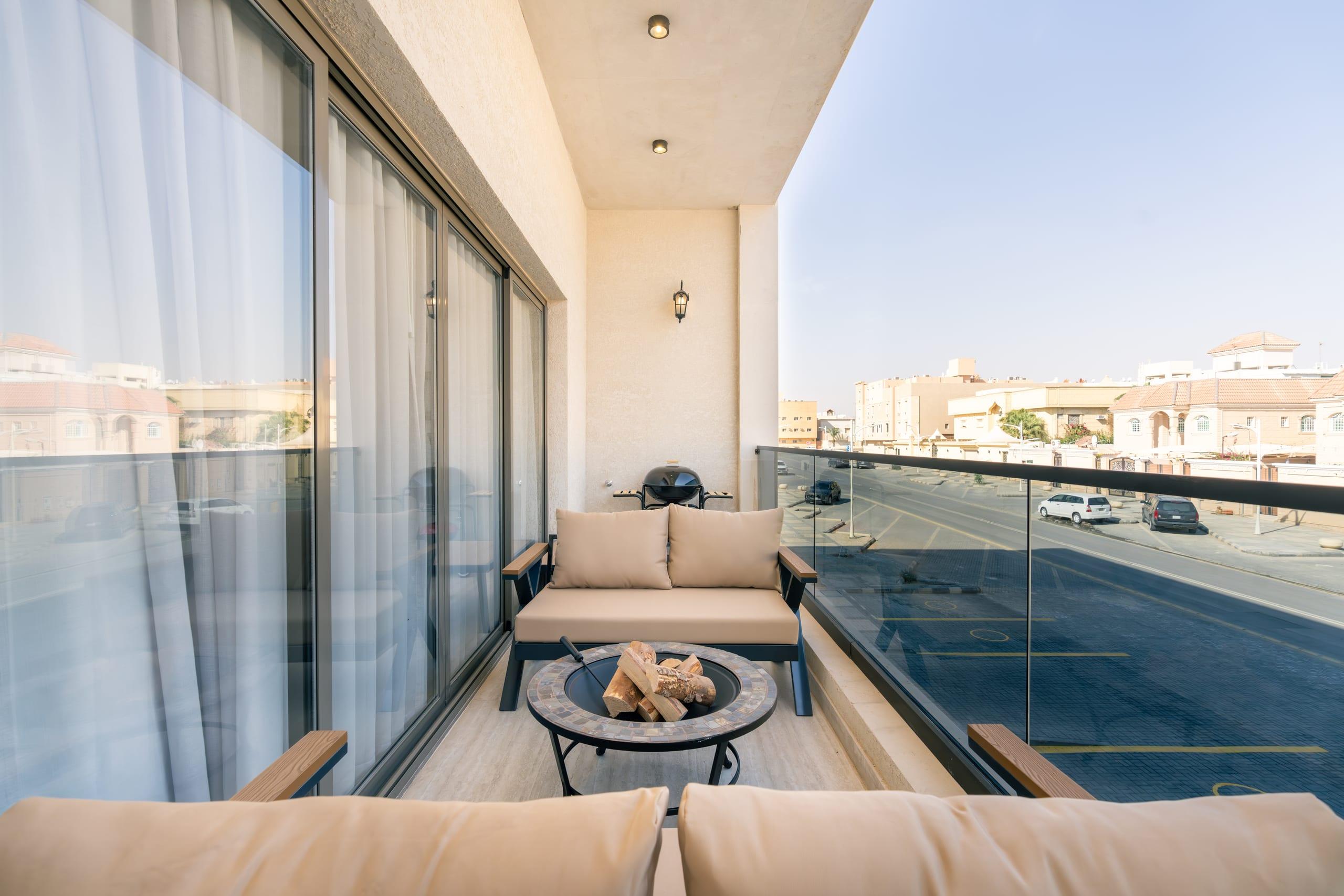Apartment 09 — 12